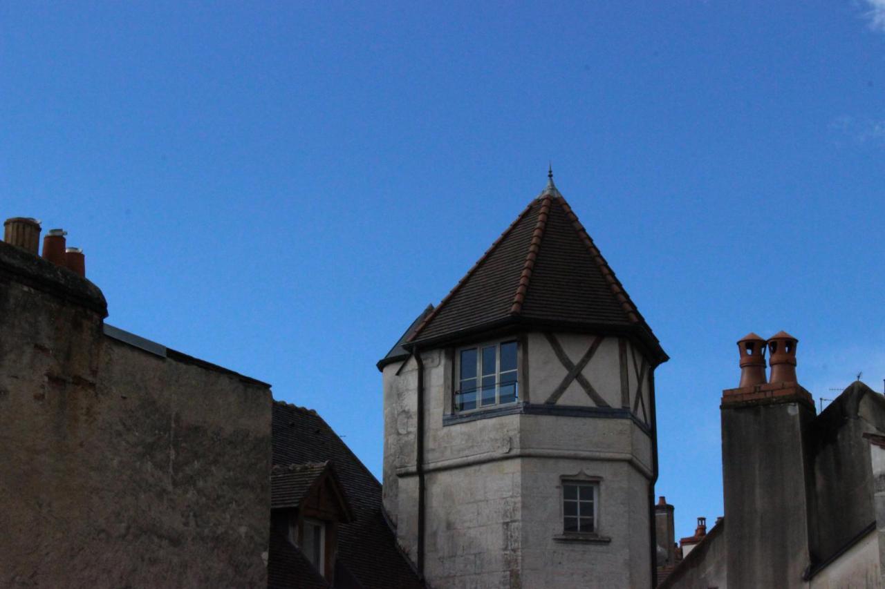 Appartement Classe "La Tour" Dole Bagian luar foto