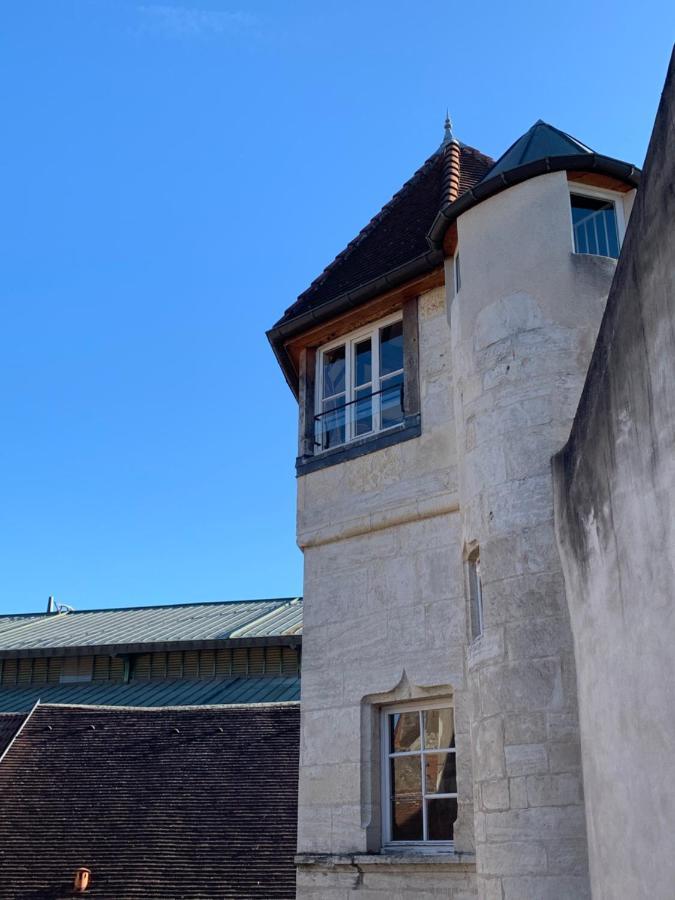 Appartement Classe "La Tour" Dole Bagian luar foto