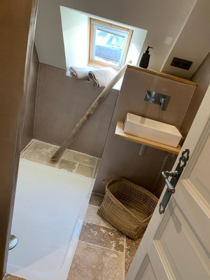 Appartement Classe "La Tour" Dole Bagian luar foto
