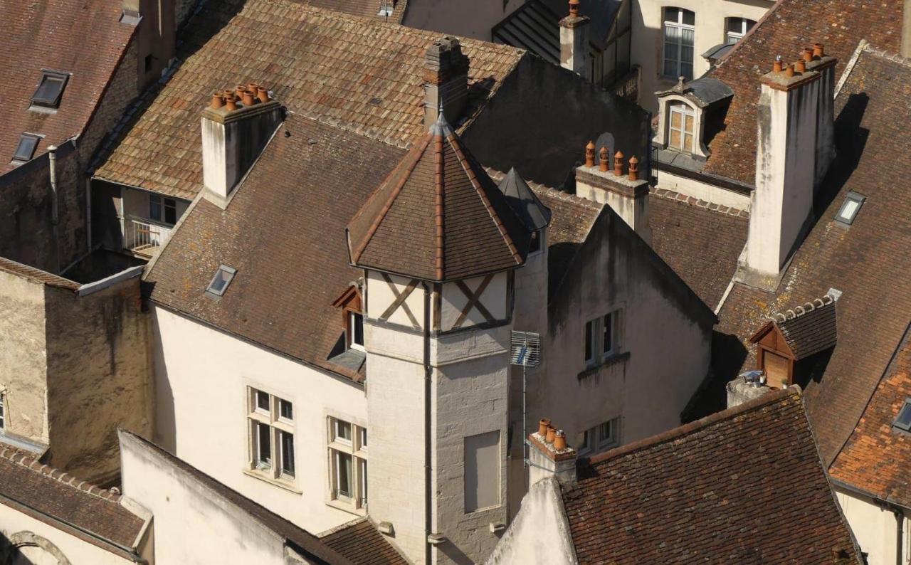 Appartement Classe "La Tour" Dole Bagian luar foto